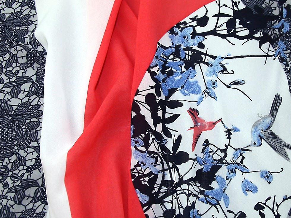 Minerva Polyester Georgette Fabric Navy Coral - per metre