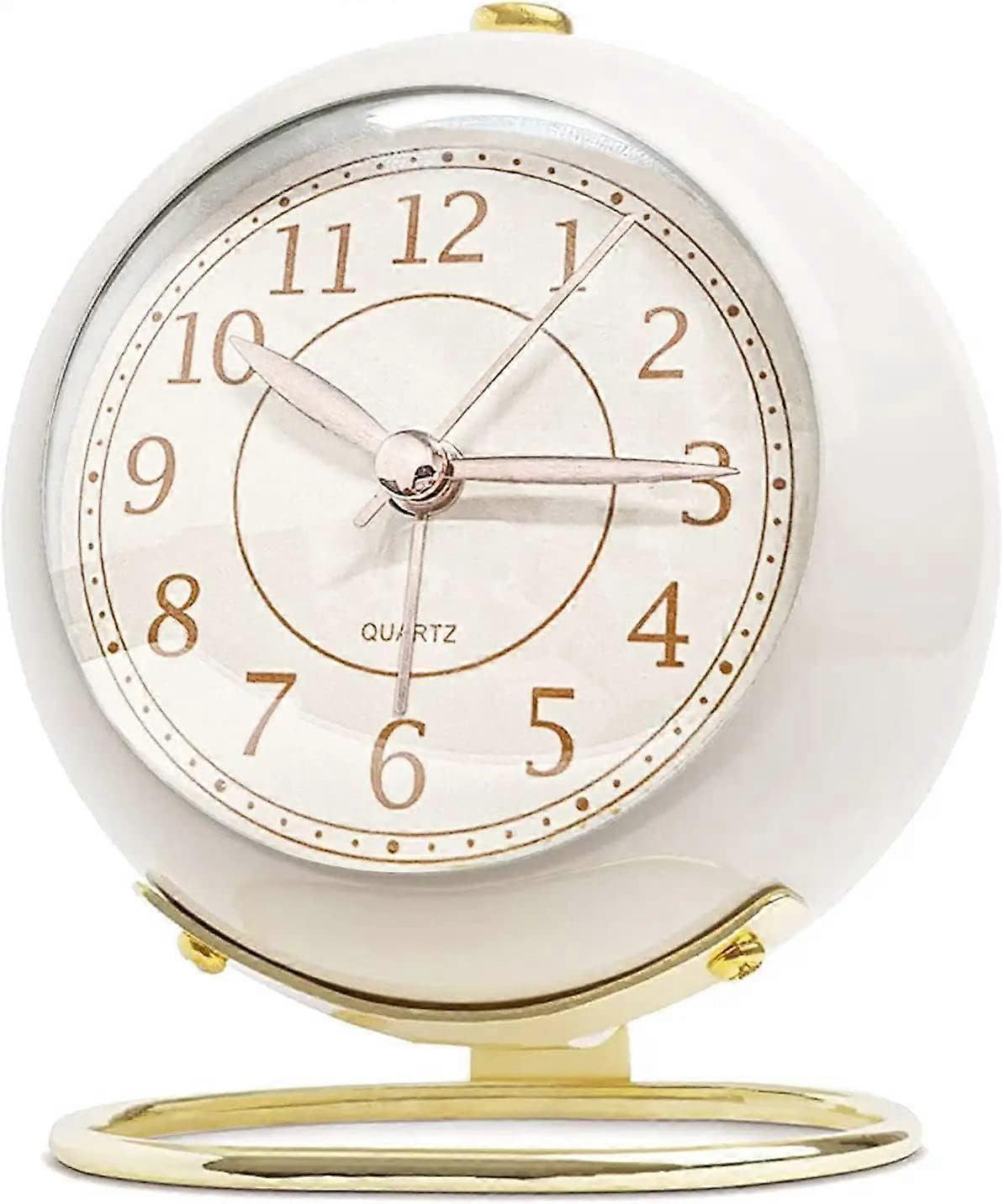 Silent No-Ticking Alarm Clock, Battery Operated, Classic Design, Perfect for Home or Office, Easy to Read, Stylish Decor