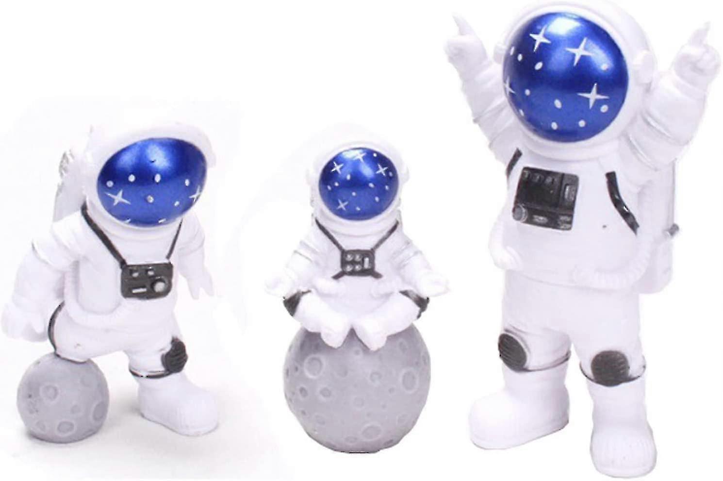 3pcs Astronaut Figurine Cake Topper Outer Space Cake Decoration Astronaut Model Display Miniature As