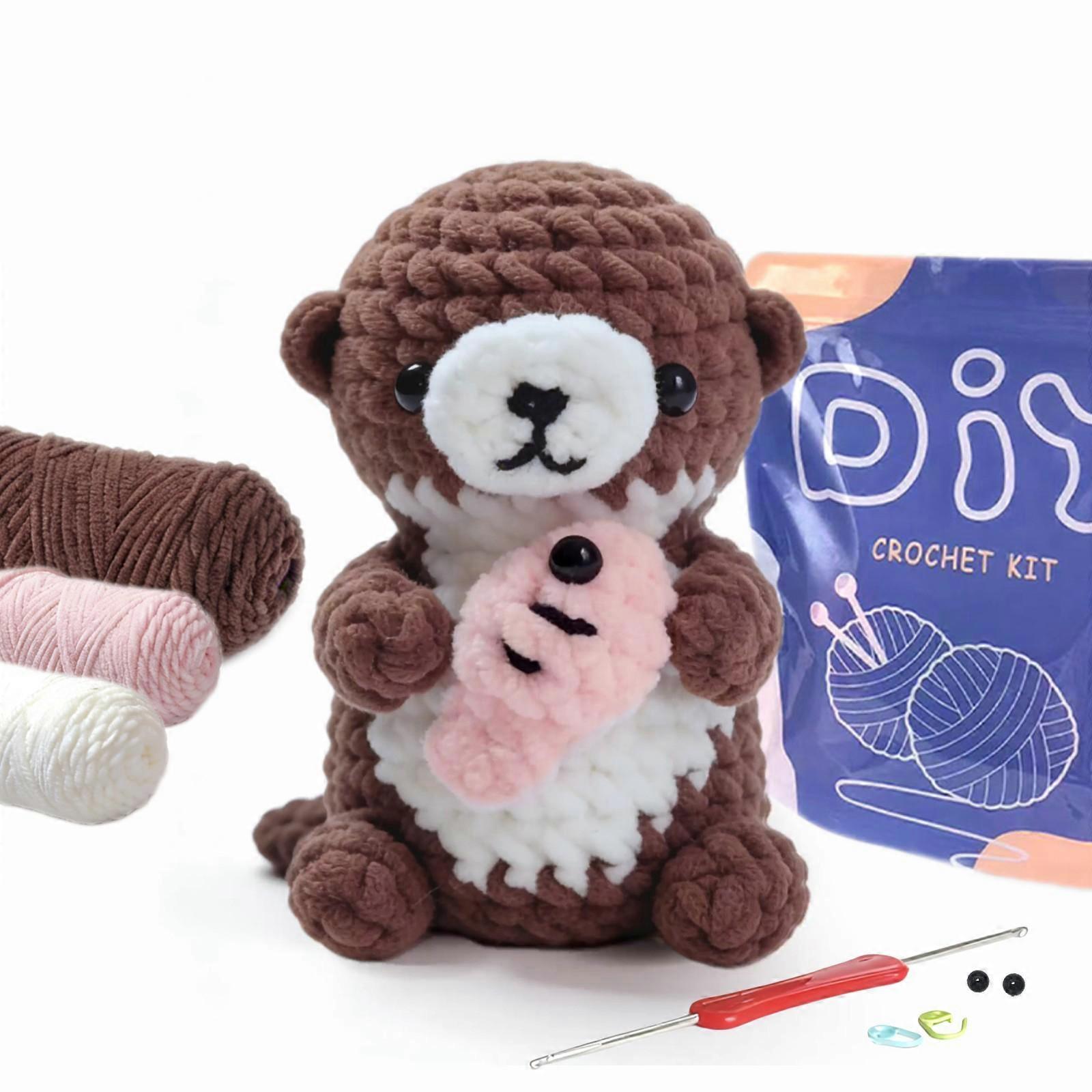 Beaver Shape Beginner Crochet Kit DIY Material Bundle with Teaching Video (Random Accessory Colors)