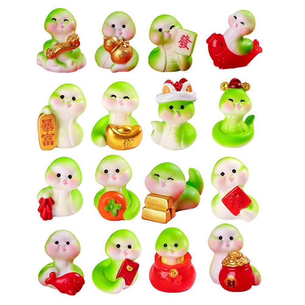 Little Resin Animals Miniature Ornaments for Terrarium Decor Outdoor Use Realistic Design Fading Resistant 16Pcs