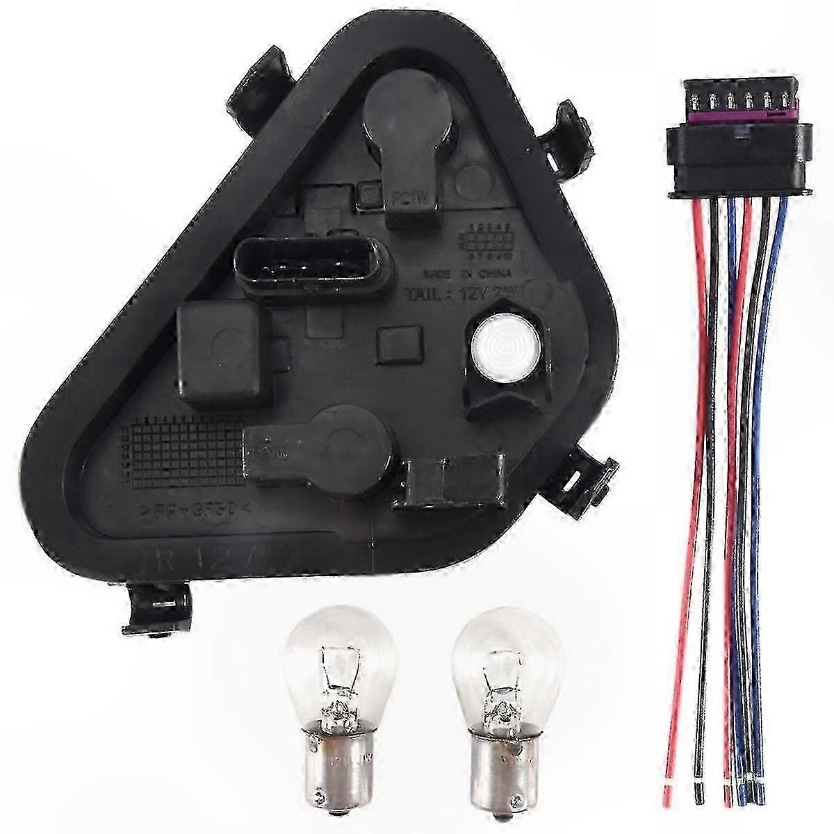 Rear Right Tail Light Bulb Holder Socket for Car Tail Lamp Assembly-Compatible with Multiple Models