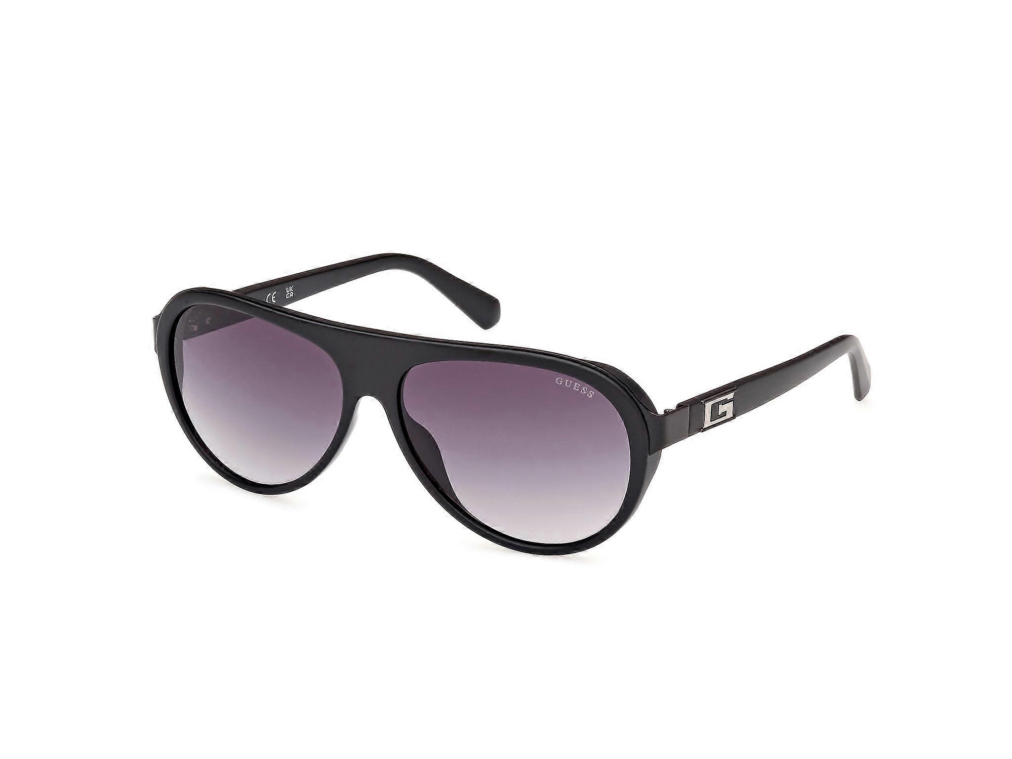 Sunglasses Guess GU00125 02B matte black 60/14/140 MAN
