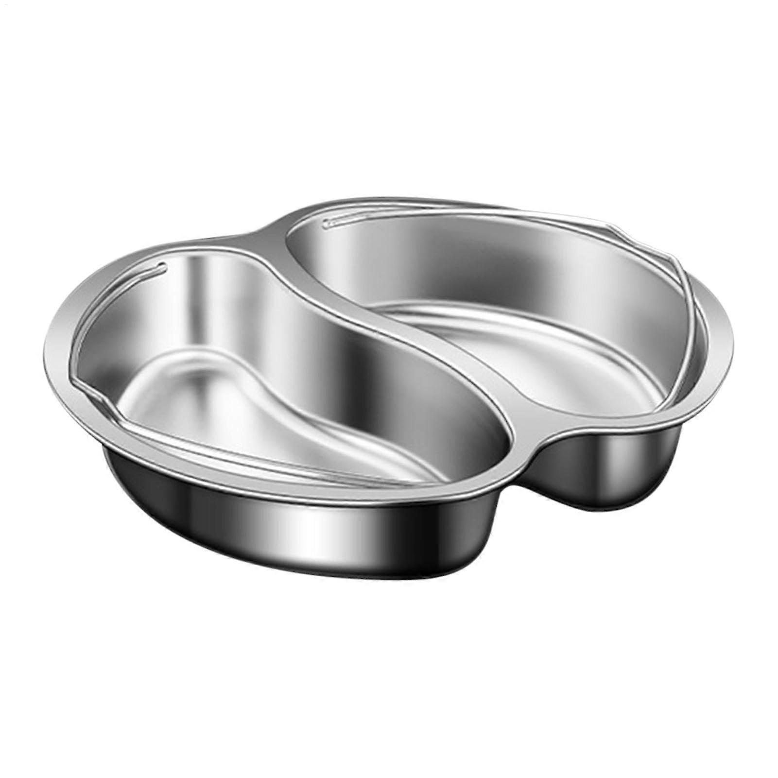 Food pot with ergonomic handle, smooth surfaces, easy to clean, heatresistant