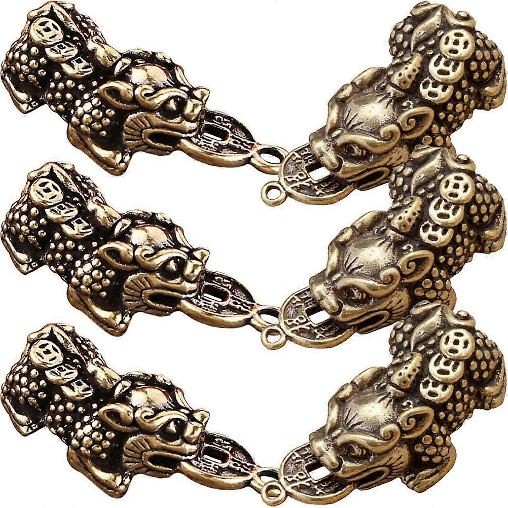 18Pcs Decorative Keychain Pendants Featuring Novel Animal Shapes Ideal For Party And Festival Occasions