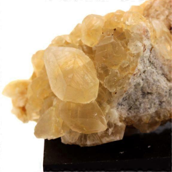 Calcite 443.5 carats
