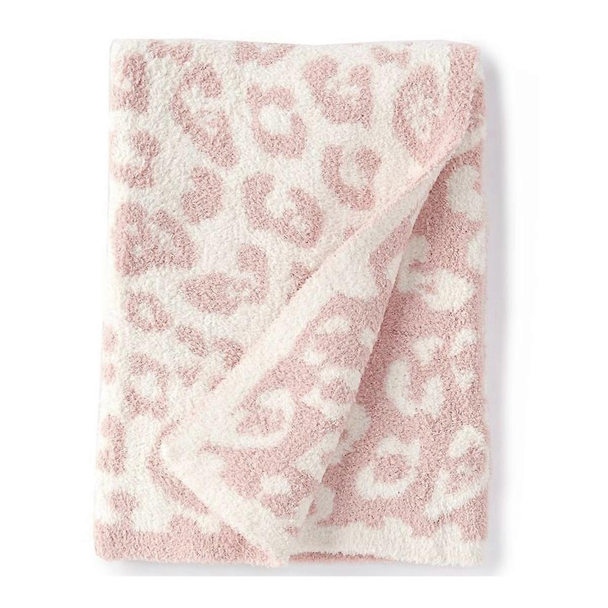 Throw Blanket with Dreamy Leopard Print