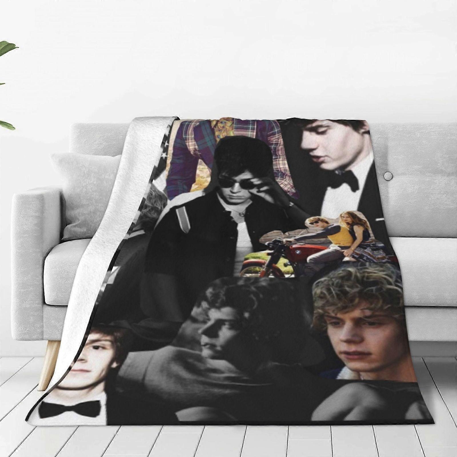 Evan Peters Fleece Throw Blanket, Ultra Soft Cozy Luxury Fuzzy Blanket For Couch Bed Sofa, Lightweight Warm Plush Blankets Bedding For All Season60