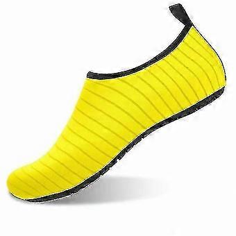 R9 (size: 34/35) Swimming Shoes Beach Shoes Surf Shoes Aqua Shoes