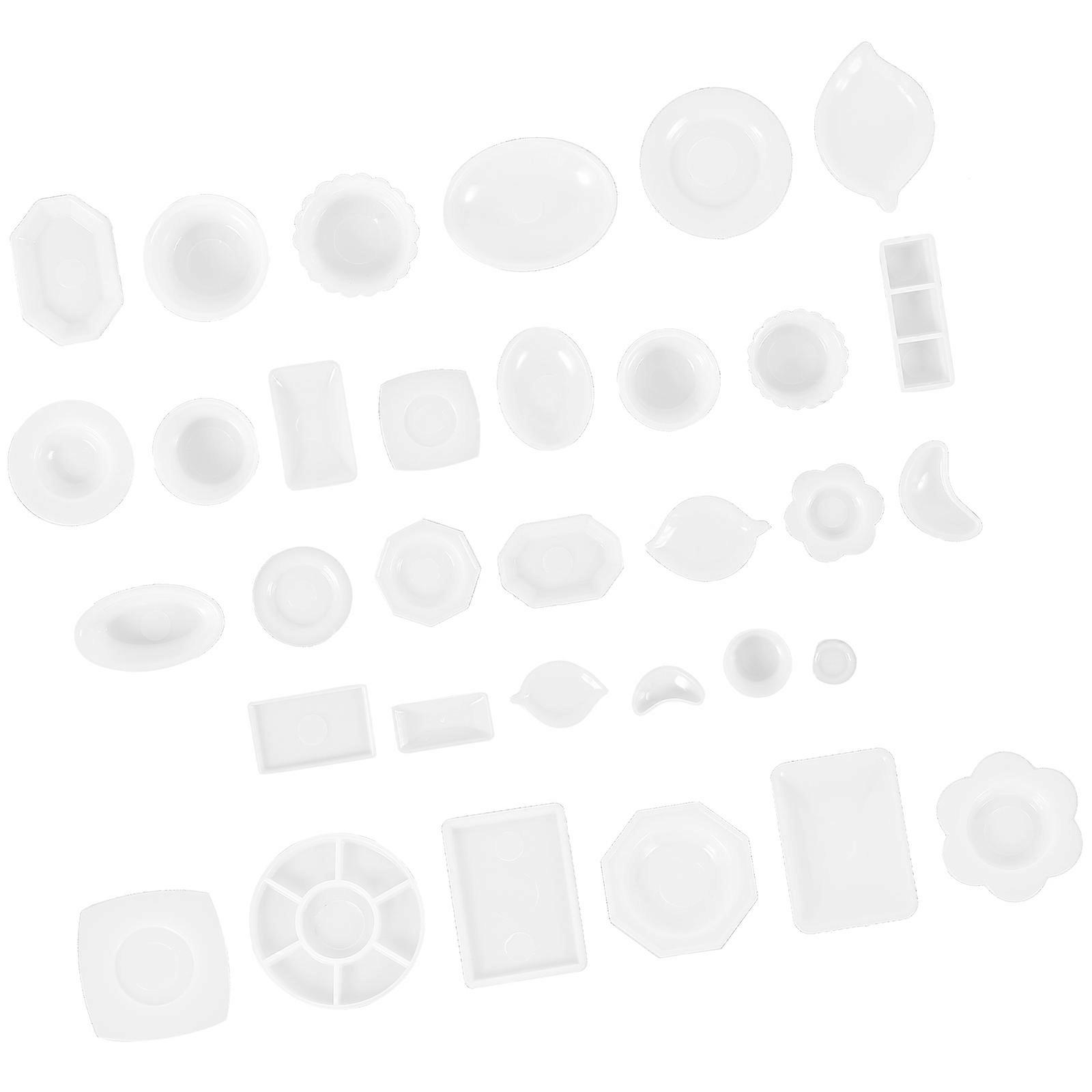 White Plastic Kitchen Tableware Set for Decor 1 Set Realistic Colors and Shapes for Doll House