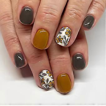24 Pcs Short Square Press On Nails Set Brown Yellow Fall Acrylic Fake Nails with Maple Leaf Design