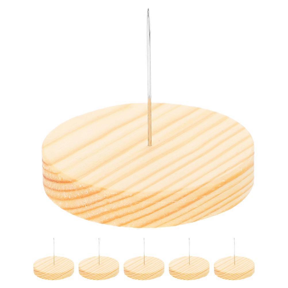 Felt Doll Display Holder with Wooden Base and Metal Stand – Portable Desktop Rack for Crochet Dolls, DIY Enthusiasts, Home Decor & Collectible