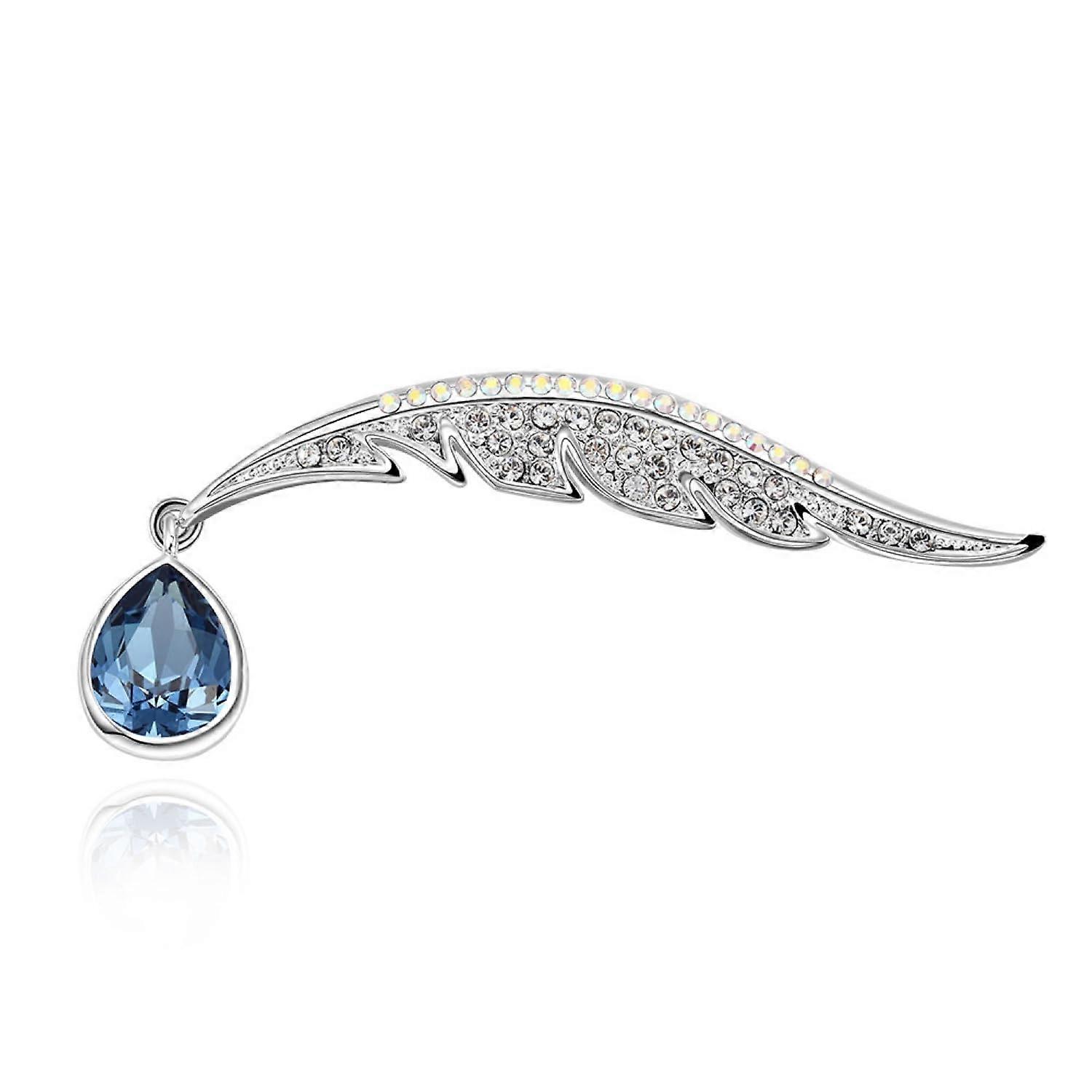 The brooches of 'Tears of Flying Birds'. Cubic Zirconia and Austrian crystal covered with platinum -coated rice.