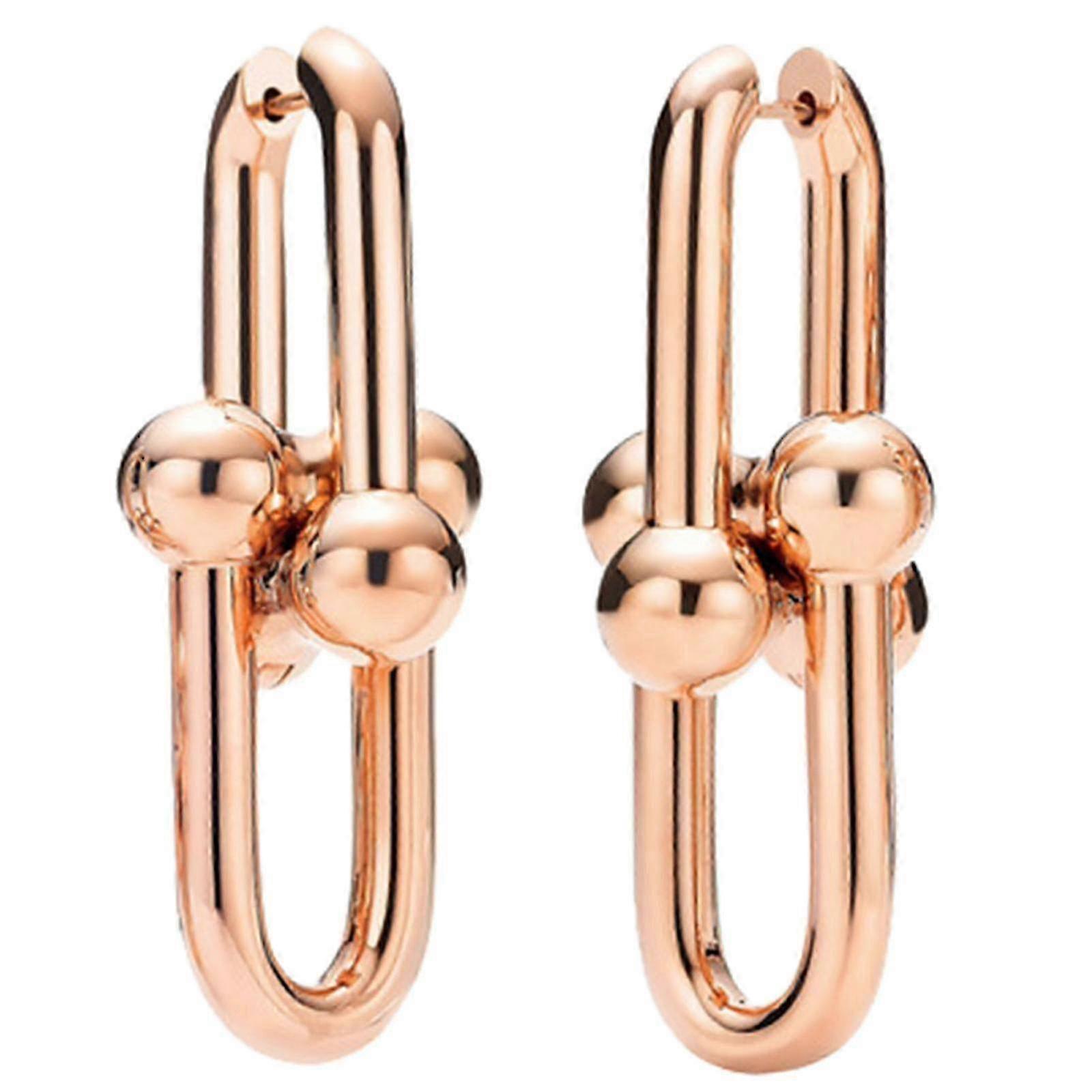 Elegante hesteskoformede øreringe til modeforbedring