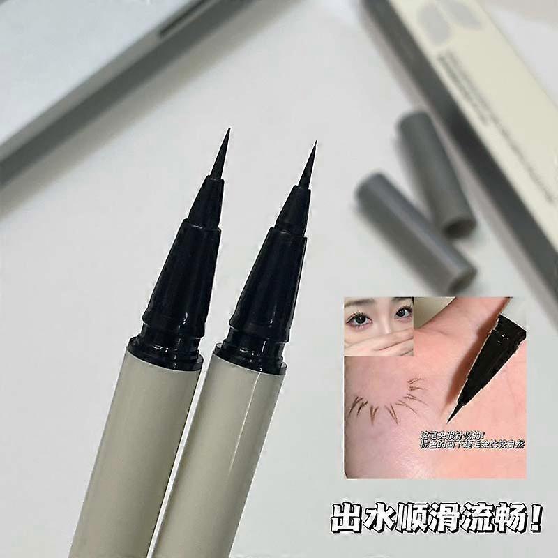 Easy-to-use fine eyeliner, natural and smooth, waterproof and sweatproof, smudge-proof, suitable for lower lashes and under-eye area.