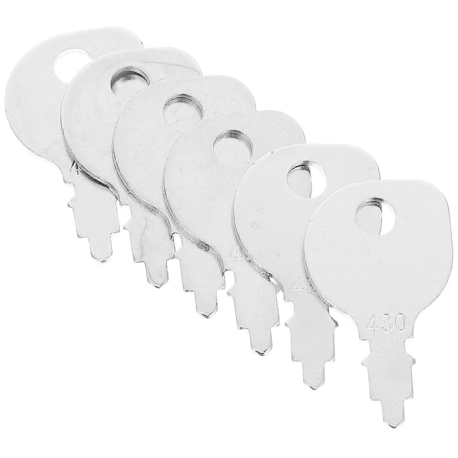 Durable Universal Ignition Key for Lawn Mowers, Compact Design, Fits Multiple Models