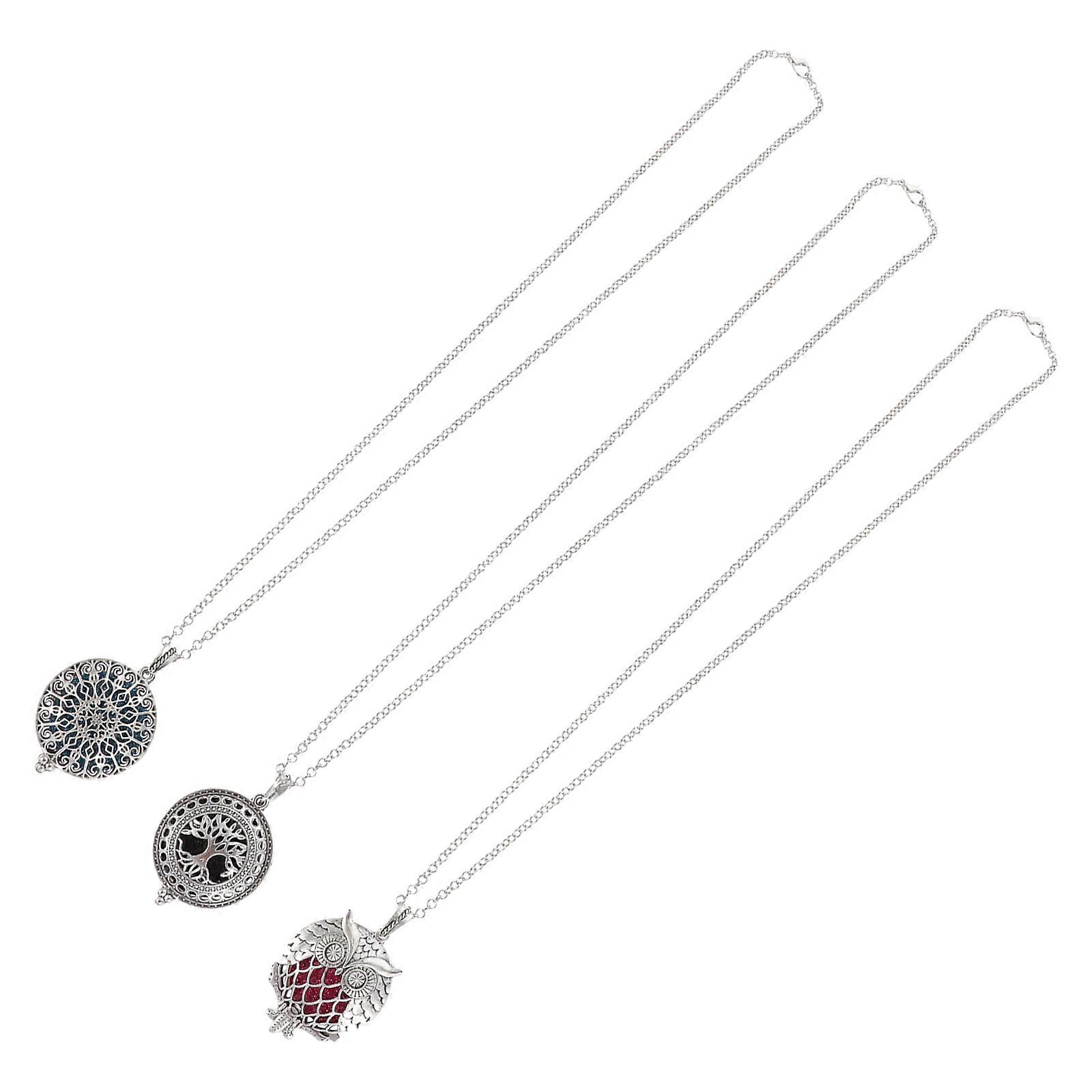 3Pcs Aromatherapy Necklaces Essential Oil Pendants Diffusers (Random Style)