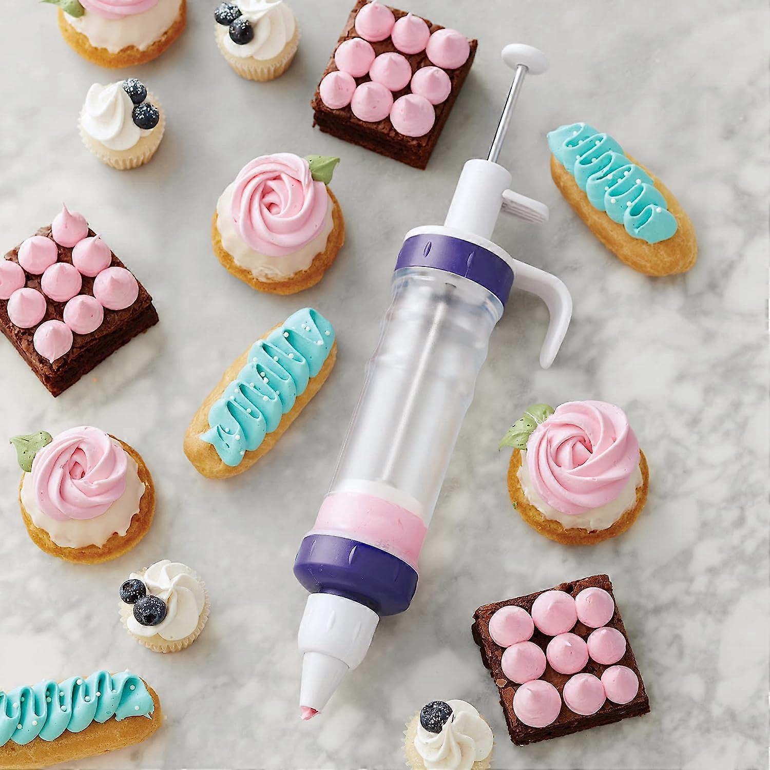 Cake Decorating Tools, Baking Tools Plastic Decorator Includes 4 Tips