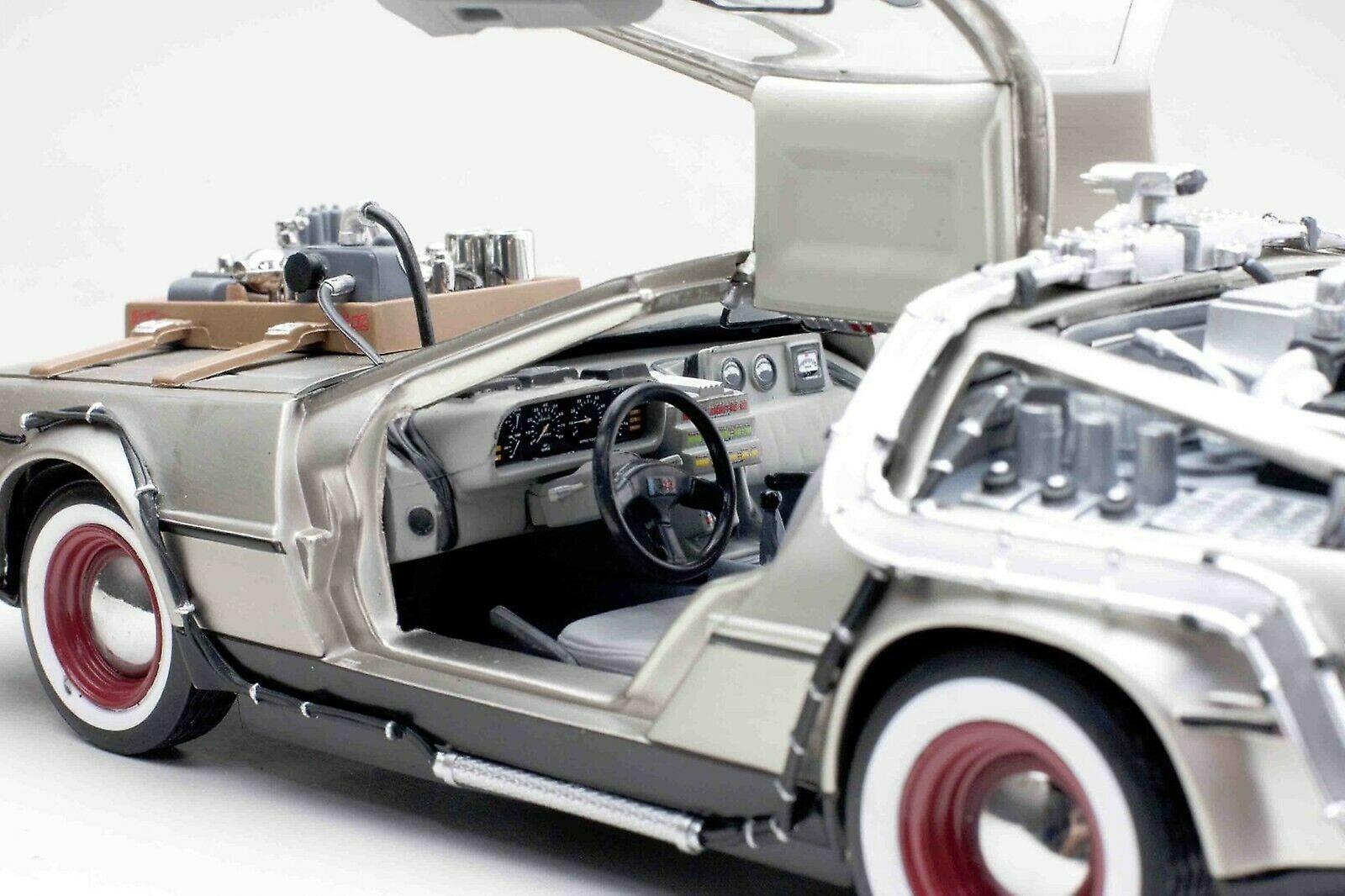 バック・トゥ・ザ・フューチャー III タイムマシン 1:18