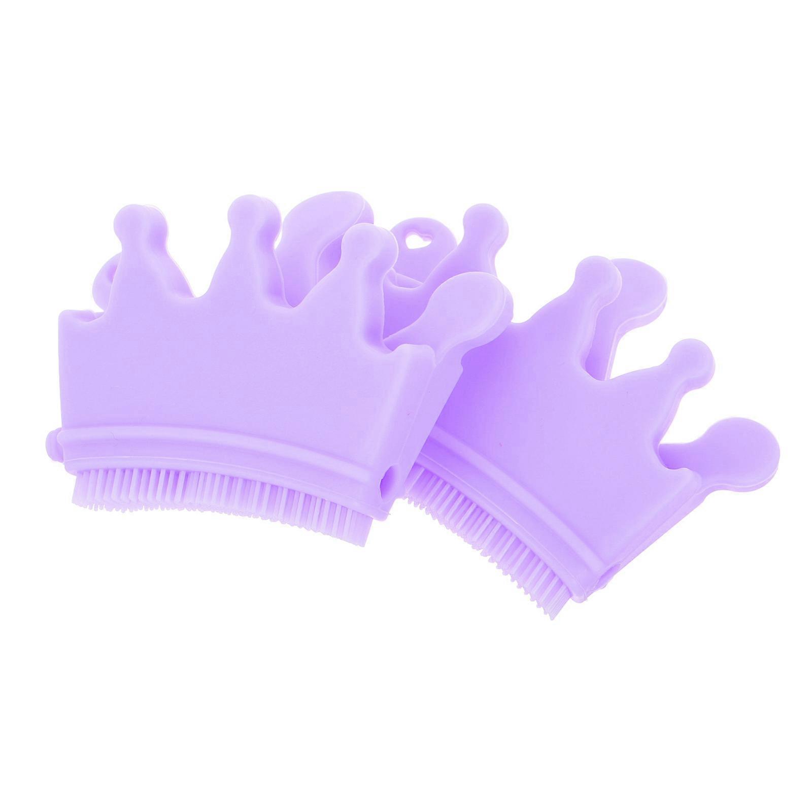 Brosse à ongles en silicone pour une manucure précise