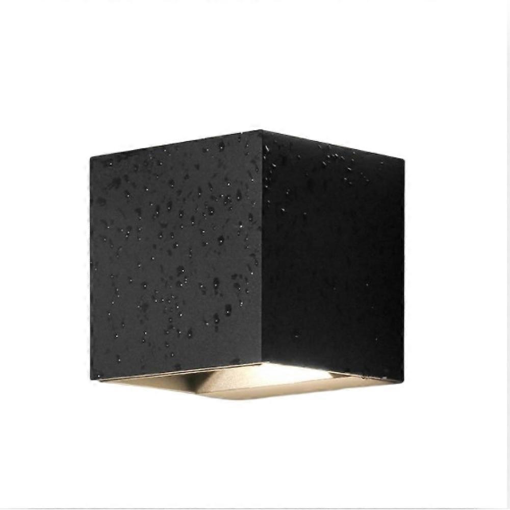 Durable Adjustable Waterproof Outdoor Wall Sconce