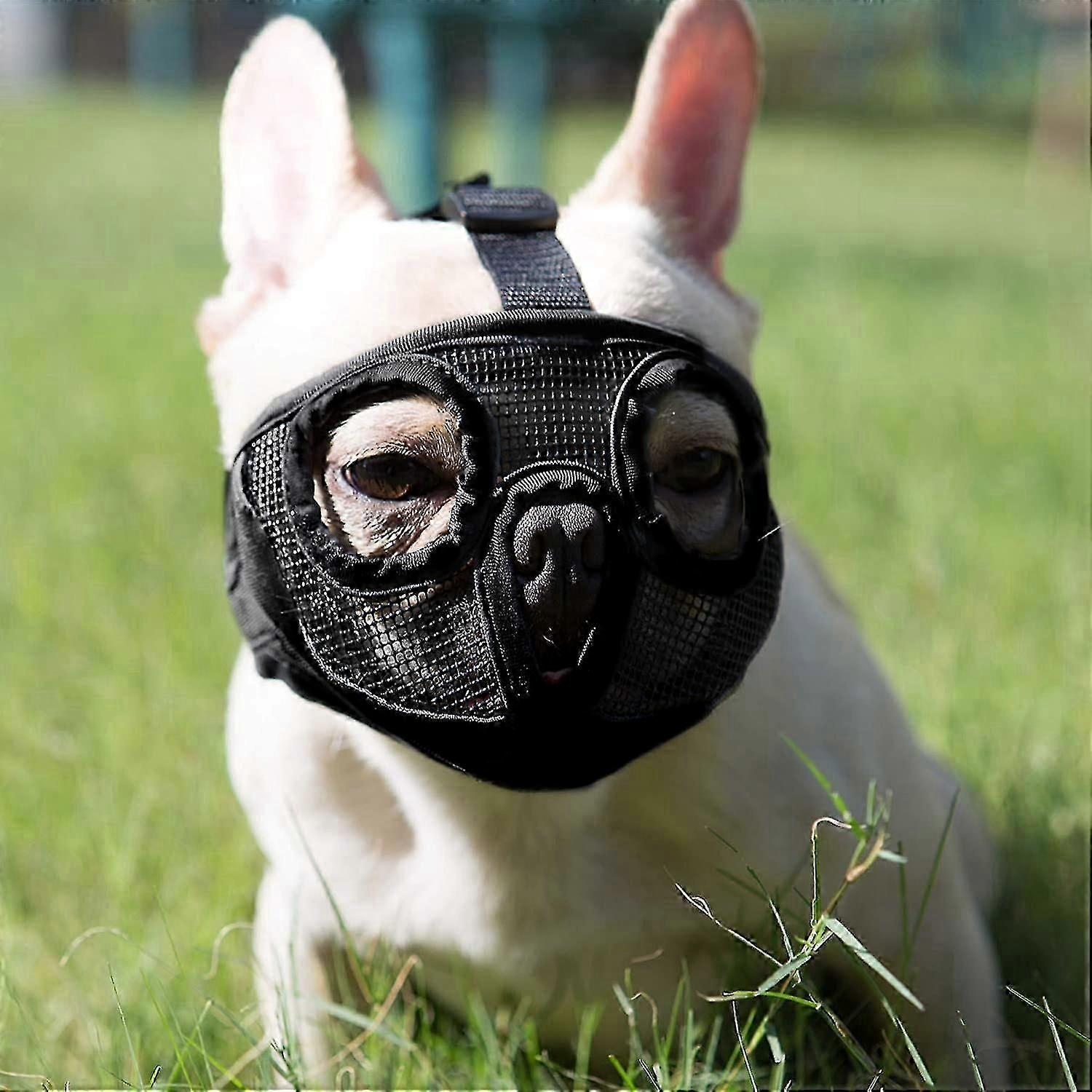 Customizable Comfortable Mesh Muzzle for Short-Nosed Dog Breeds