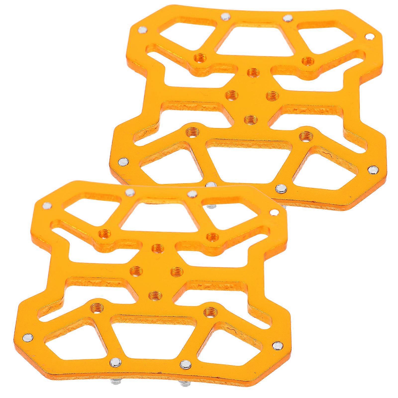 Lightweight Golden Bike Cleats for Road and Mountain Cycling – Easy to Use Pedal Mechanism, Portable Design