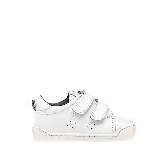 Chaussure de sport blanche MTNG FREE BABY C40709