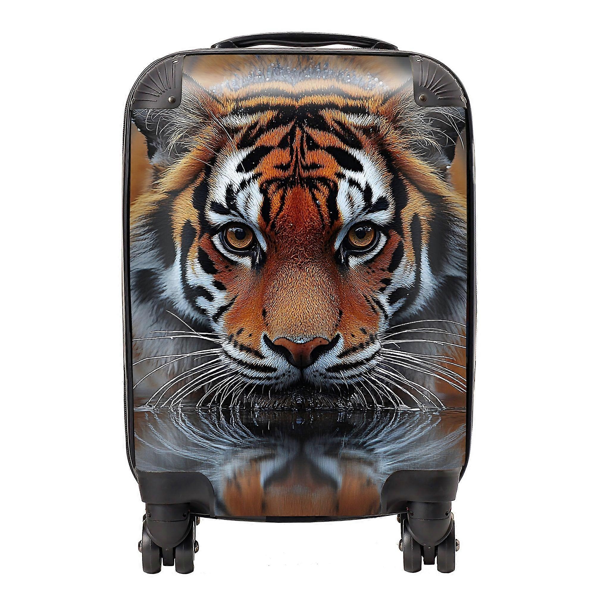 Finn Wilder: 00041 Suitcase