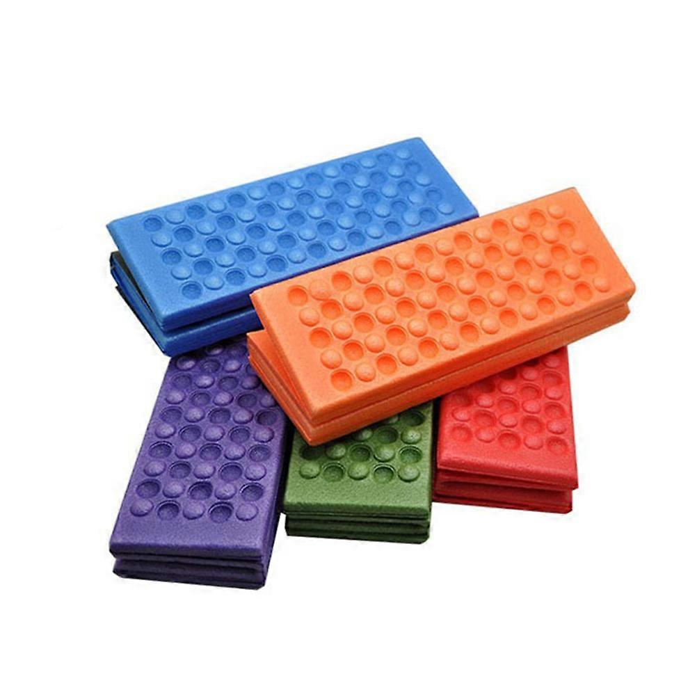 Purple Lightweight XPE Camping Mat with Waterproof Design and Comfortable Honeycomb Seat Cushion for Outdoor Activities 35 grams