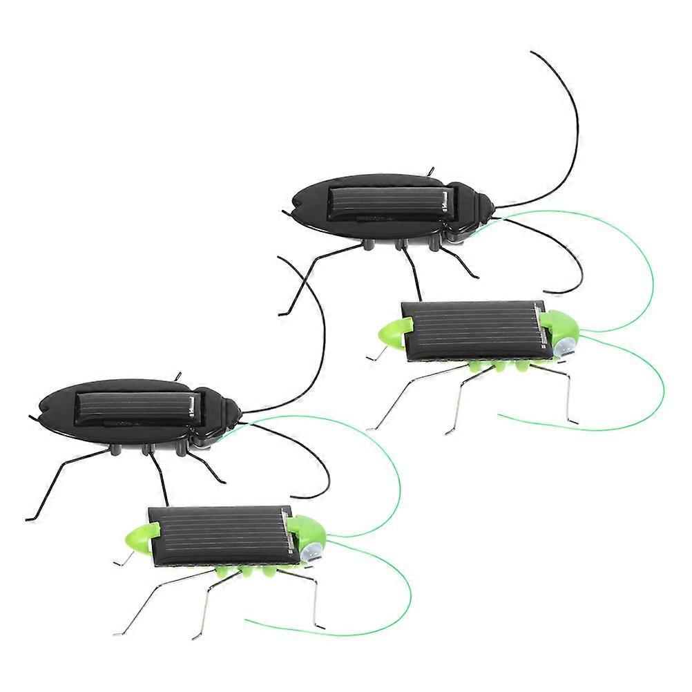 Solar Powered Insect Toys Realistic Plastic Cockroach Models 4Pcs
