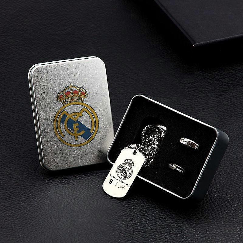 Fans present Real Madrid souvenir gift boxes