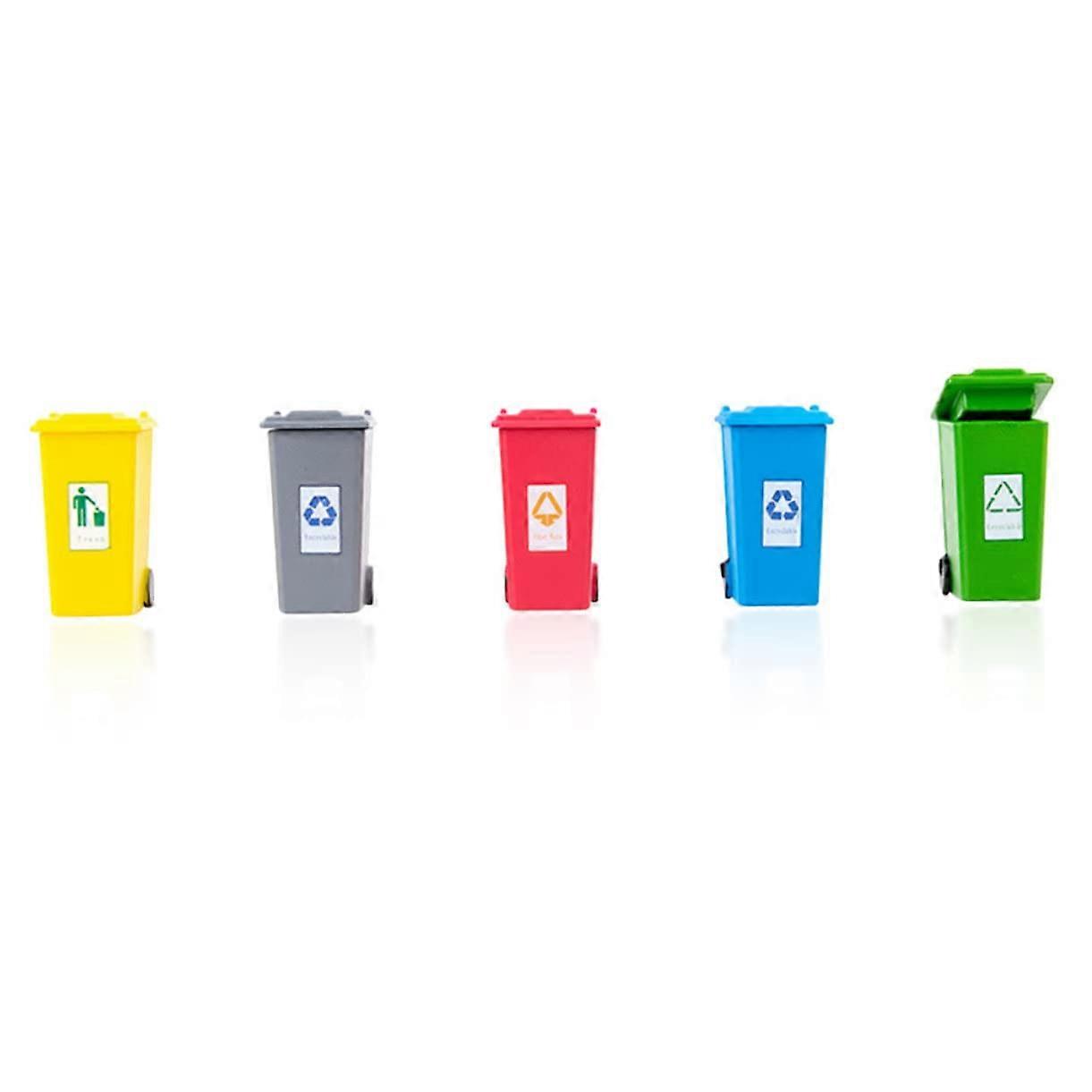 5 pieces miniature trash cans for dollhouse decoration, sand table layout, realistic miniature waste bins for creative and DIY projects.