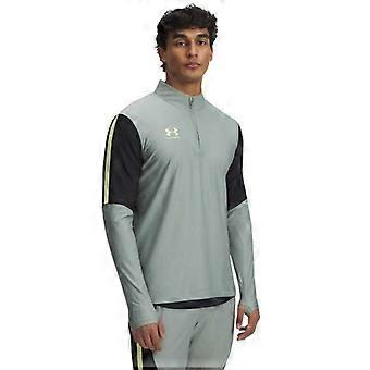 Under Armour Mens Challenger Pro Top