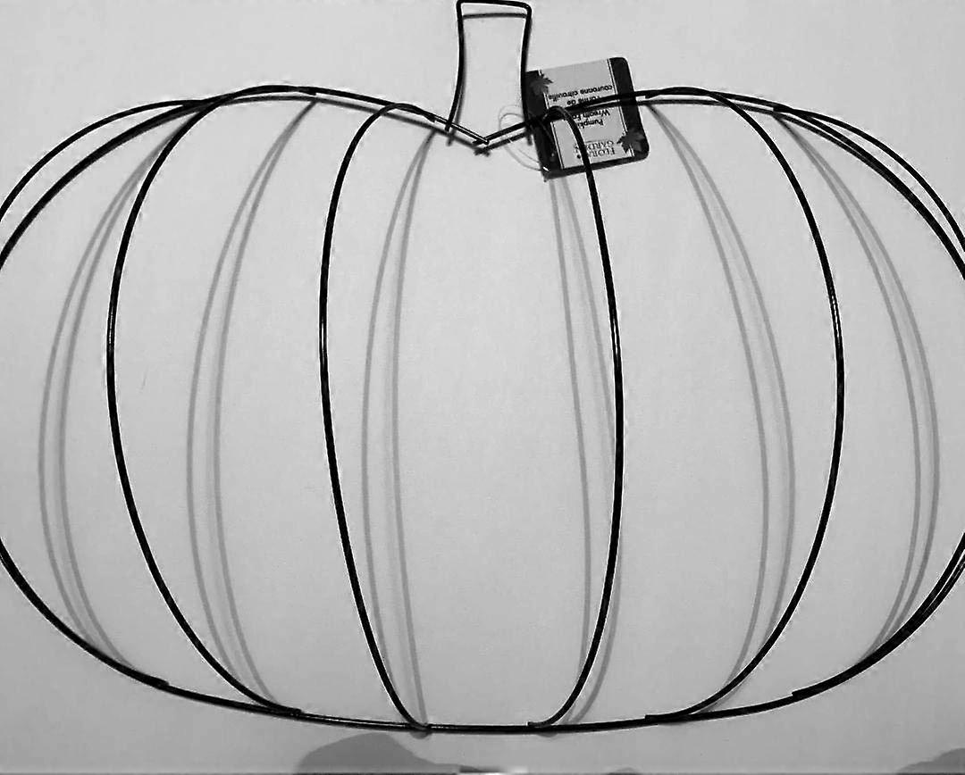 2 Rounded 3D Metal Wire Pumpkin Wreath Forms for Fall Autumn Halloween Decor 13"L x 17.6"H x 4.5"D