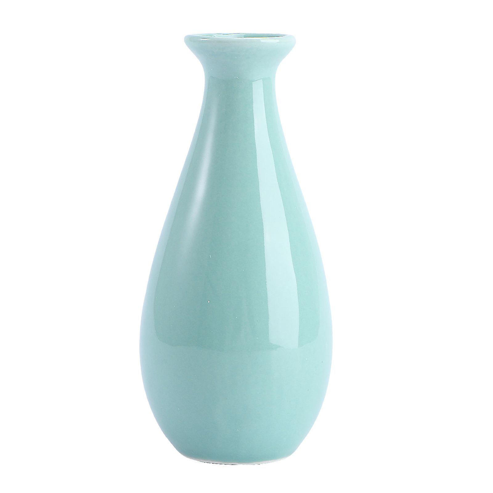 Mini Vase for Interior Design, Ceramic Build, Fits Modern Settings Seamlessly