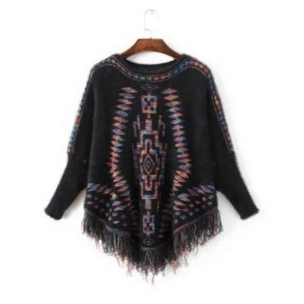 Long Sleeve Pullover Cape Knitting Batwing Blouse with Tassel for Lady