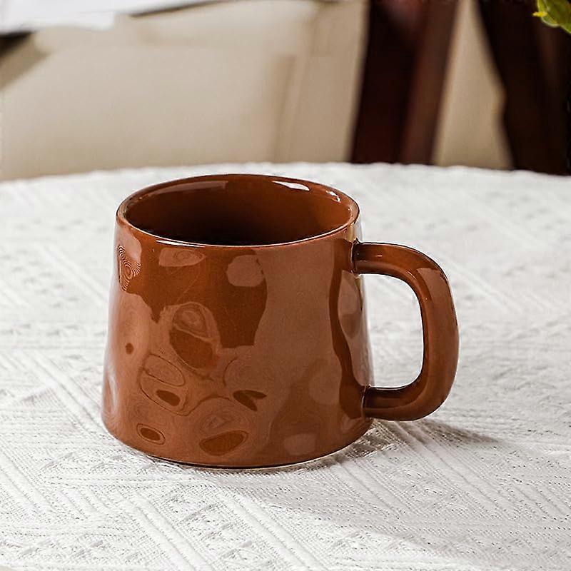Handmade Ceramic Coffee Mug with Vintage Nordic Design, Large Handle and Heat Retention