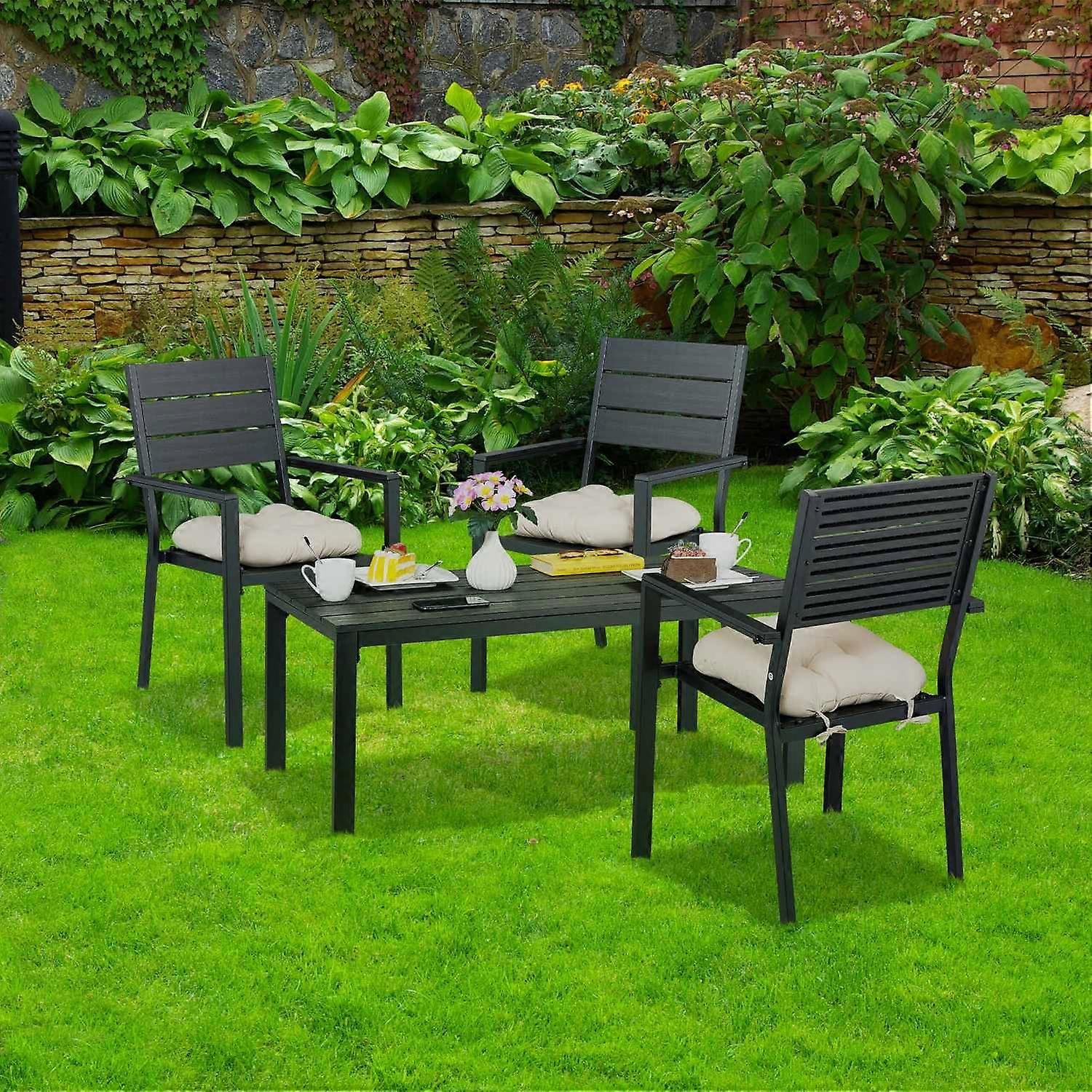 Rectangular garden table in wood look