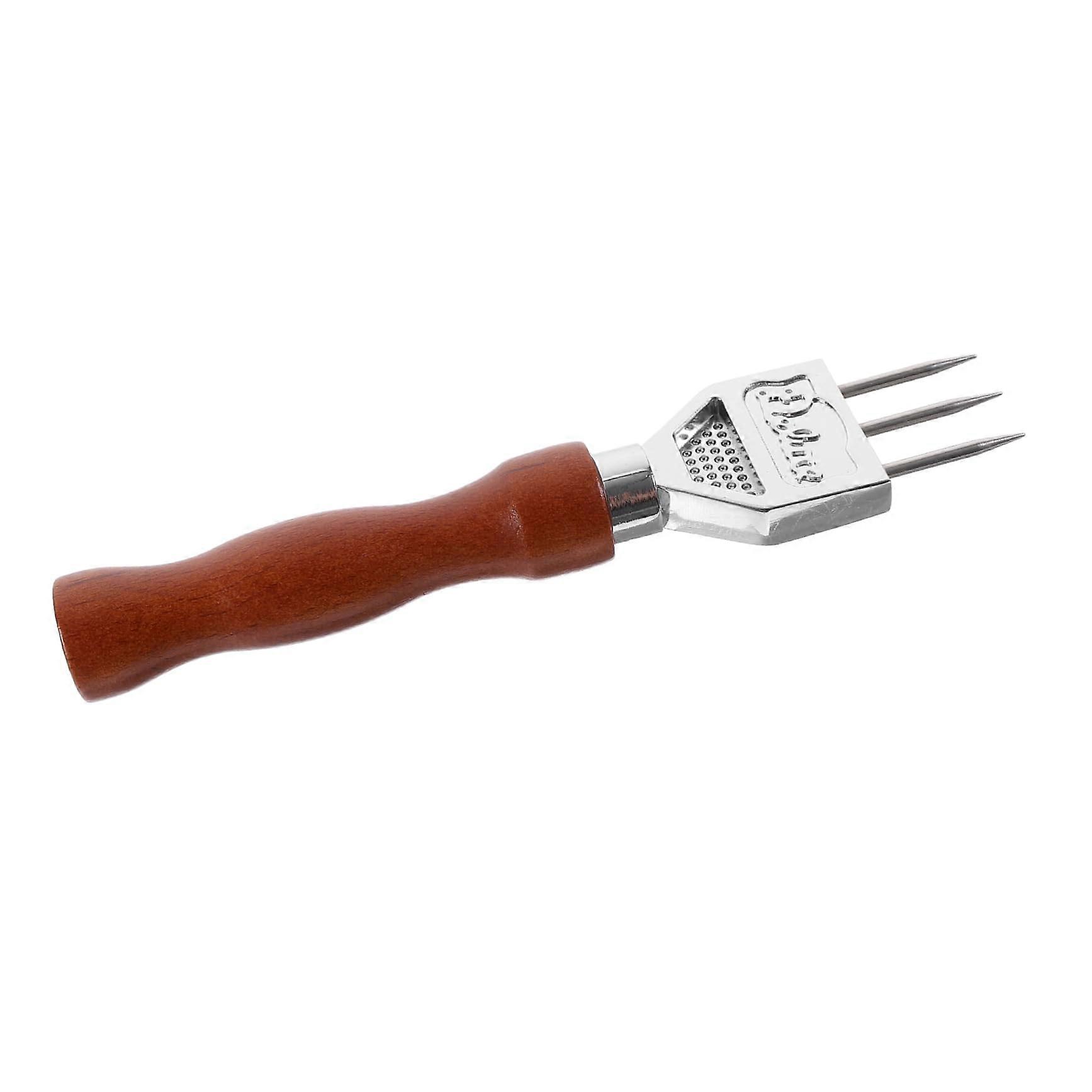 Wood Handle Ice Pick for Bartenders - Ergonomic Design for Easy Use, Ideal for Cooling Drinks and Slush Beverages