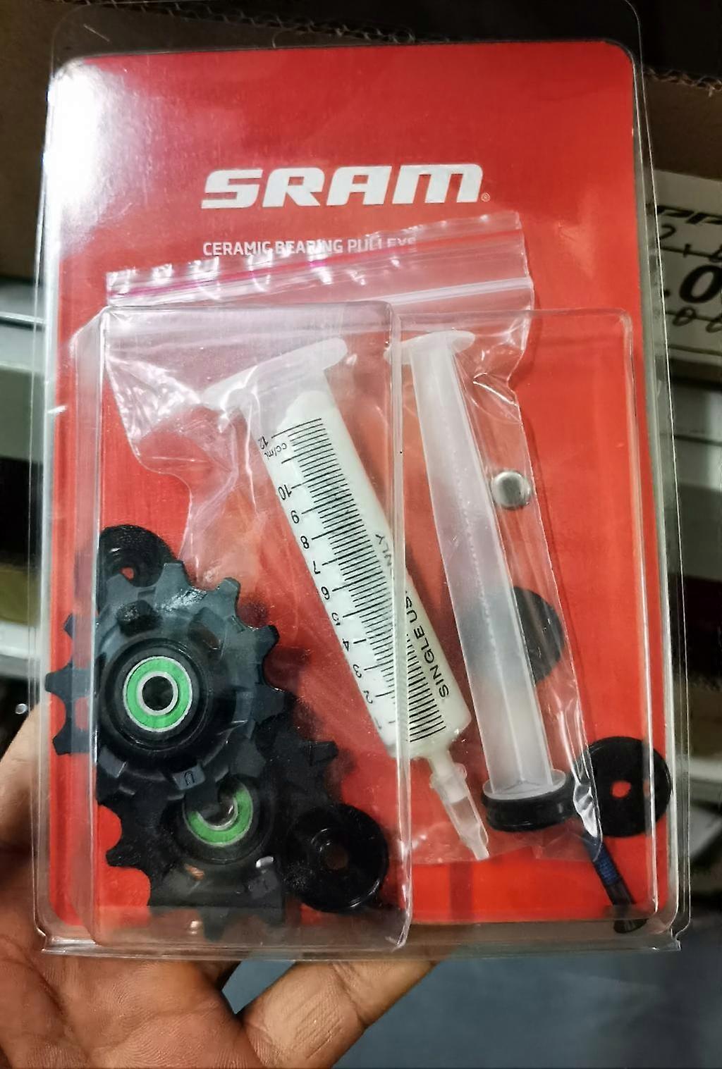 بكرات تحمل السيراميك Sram 00.7518.127.000 طقم بكرة RD سيراميك أحمر أكس 12sp 2022 Wk27
