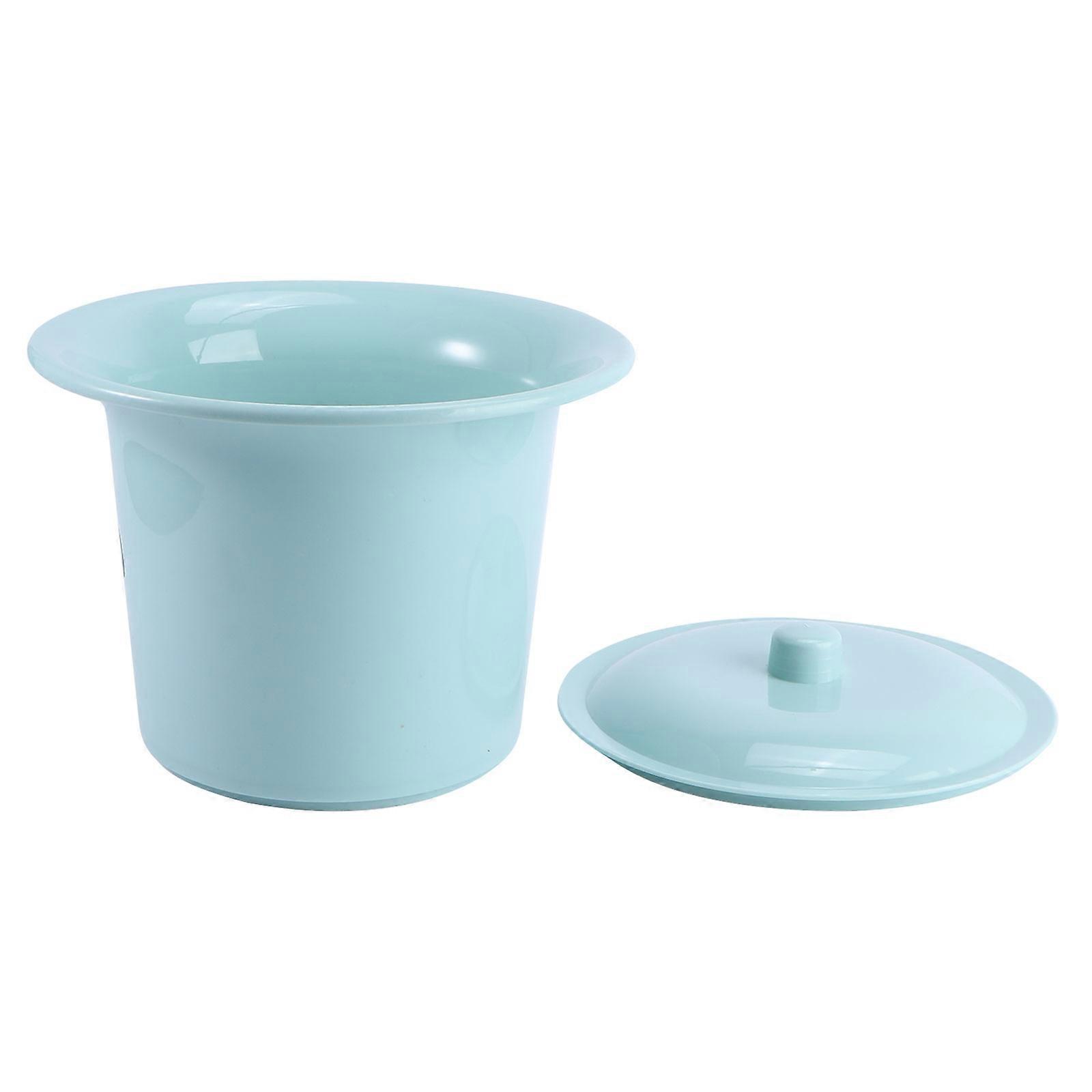Elders Toilet Plastic 1Set Equipped With Lid Designed For Convenient And Practical Use With Deep Barrel And Avoiding Peculiar Smell