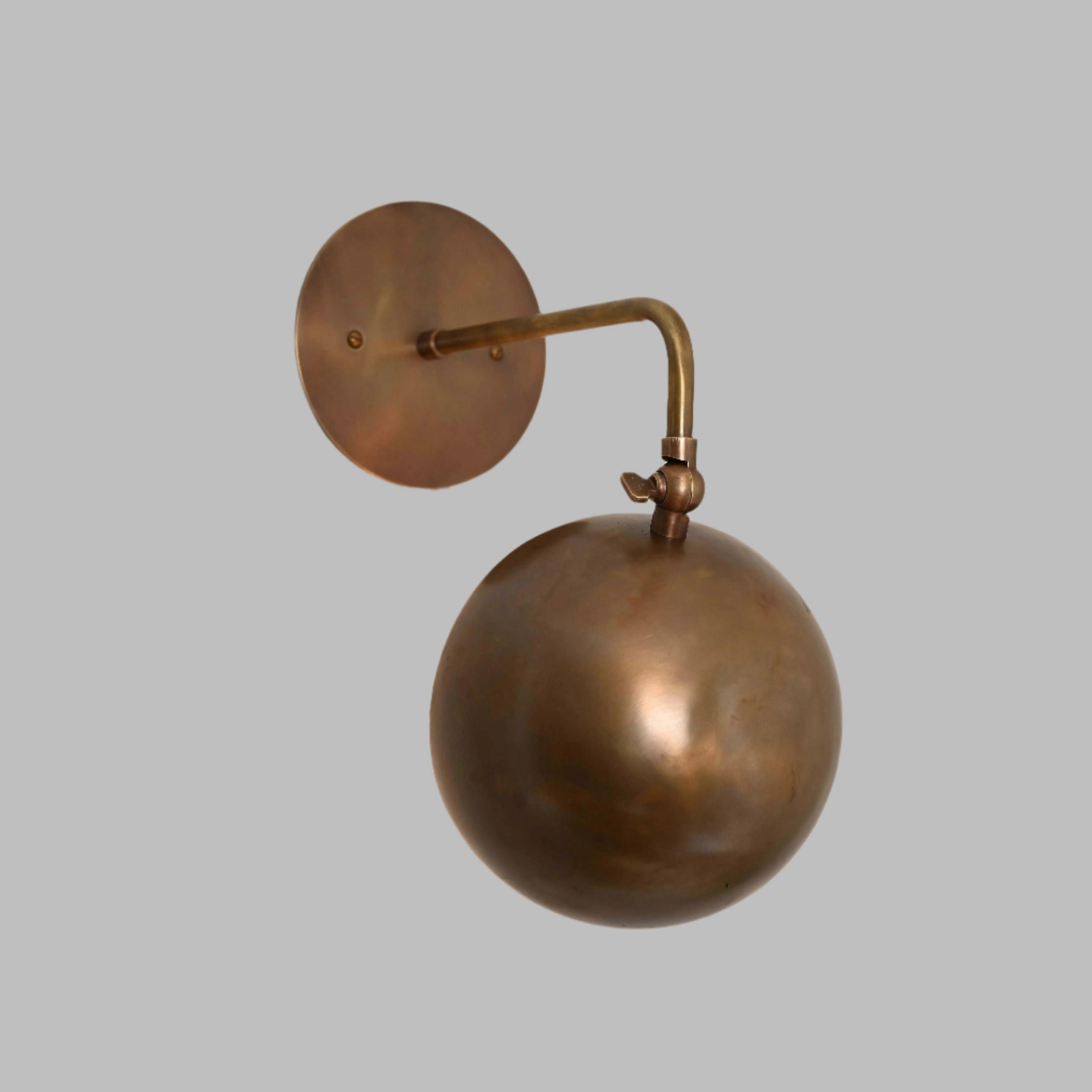 1-Light Mid-century Wall Sconce – Raw Brass, Vintage Charm For Spaces