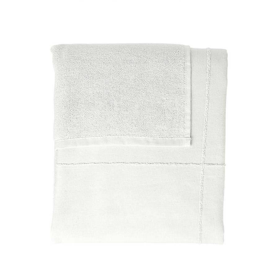 Calm Towel To Wrap - White