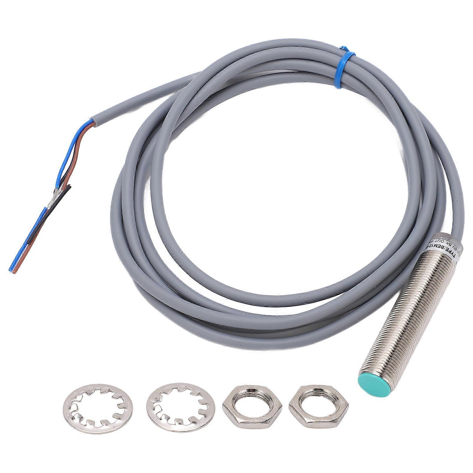 Metal inductive proximity switch 2mm detection distance, PNP NO, powered by 10 - 30VDC