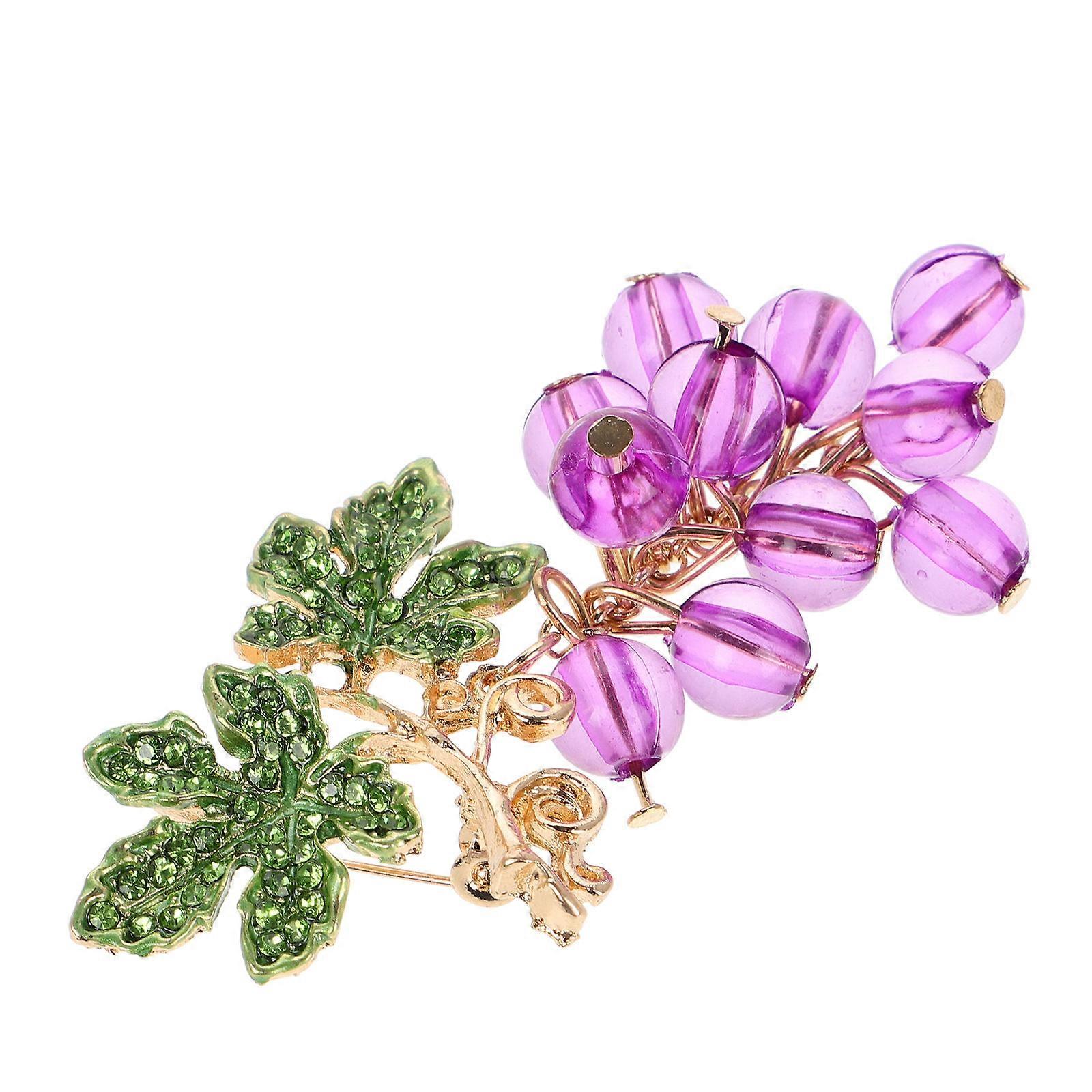 Chic Rhinestone Grape Brooch Pin for Women – Elegant Fruit Design Fastening for Sweaters, Hats, and Accessories – Stylish Accessory for All Occasions