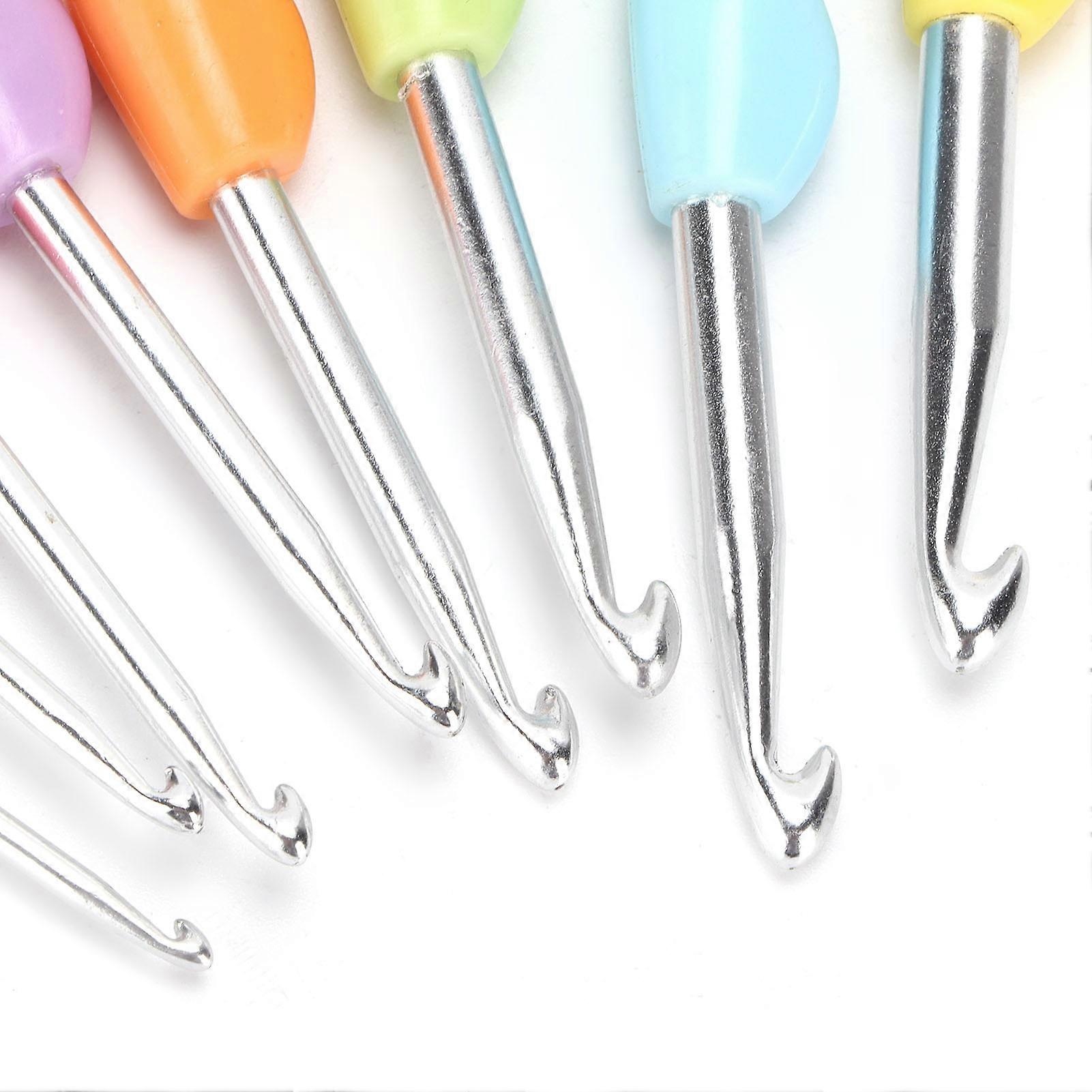 8Pcs Crochet Hooks Retro Fancy Soft Handle High Collection Value Knitting Needles Set for HouseholdColorful