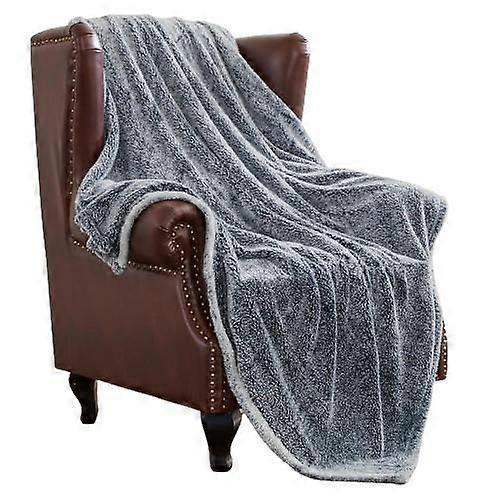 Soft And Lightweight Flannel Blanket