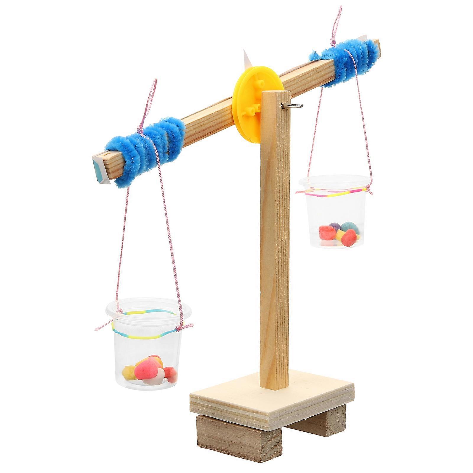 Brinquedo de balança de equilíbrio DIY de madeira e plástico para crianças brincando 6,5 x 4,3 polegadas