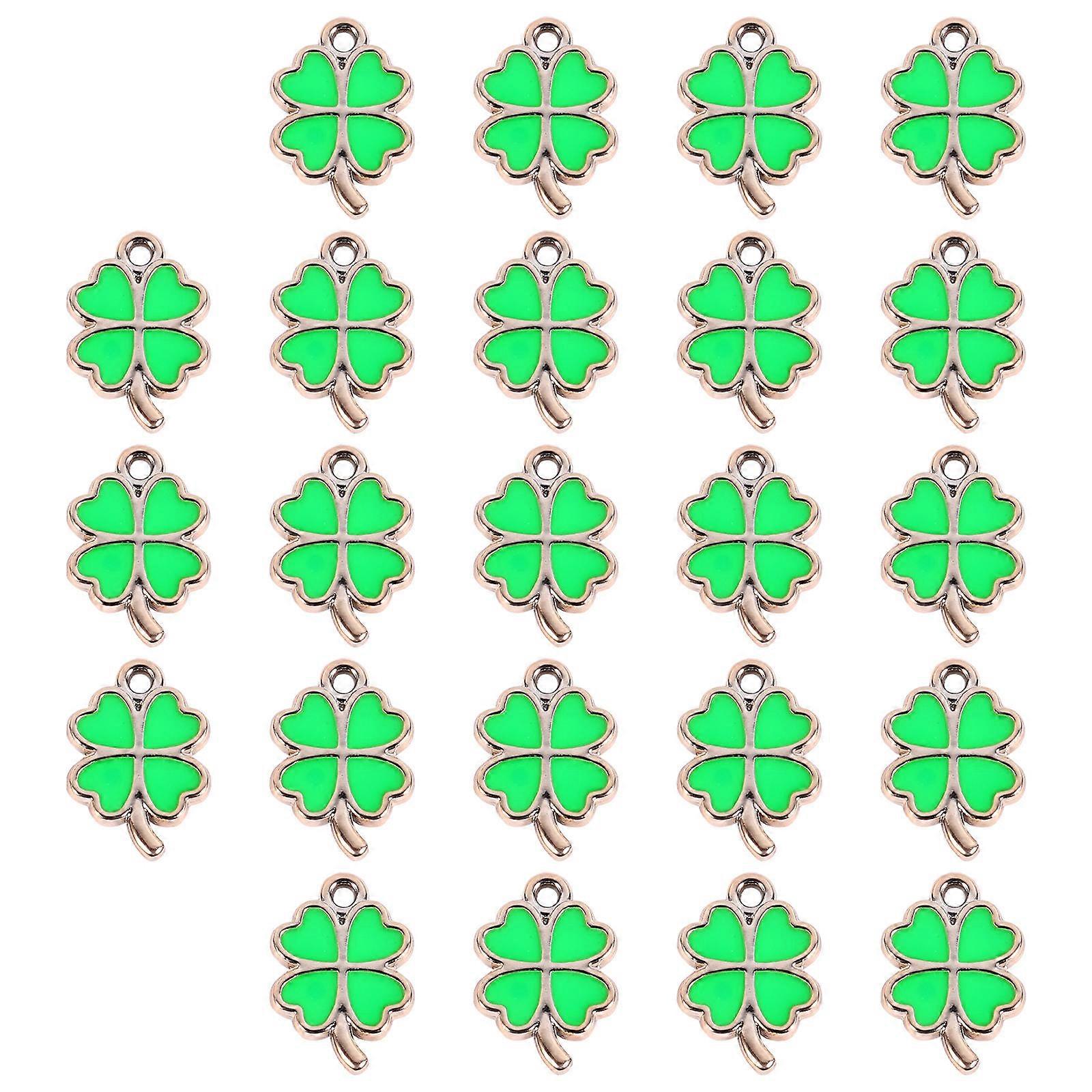 Charms Four Leaf Pendants for Decoration 100Pcs Green Plastic